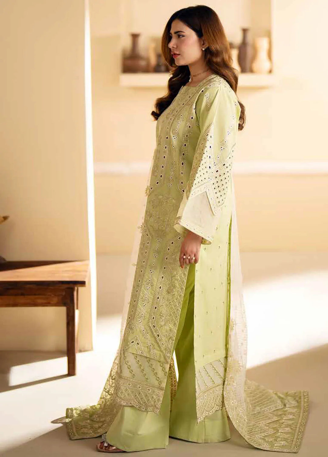 Maryum N Maria Embroidered Lawn Suit Unstitched 3 Piece MNM24EA Yulia - Luxury Collection