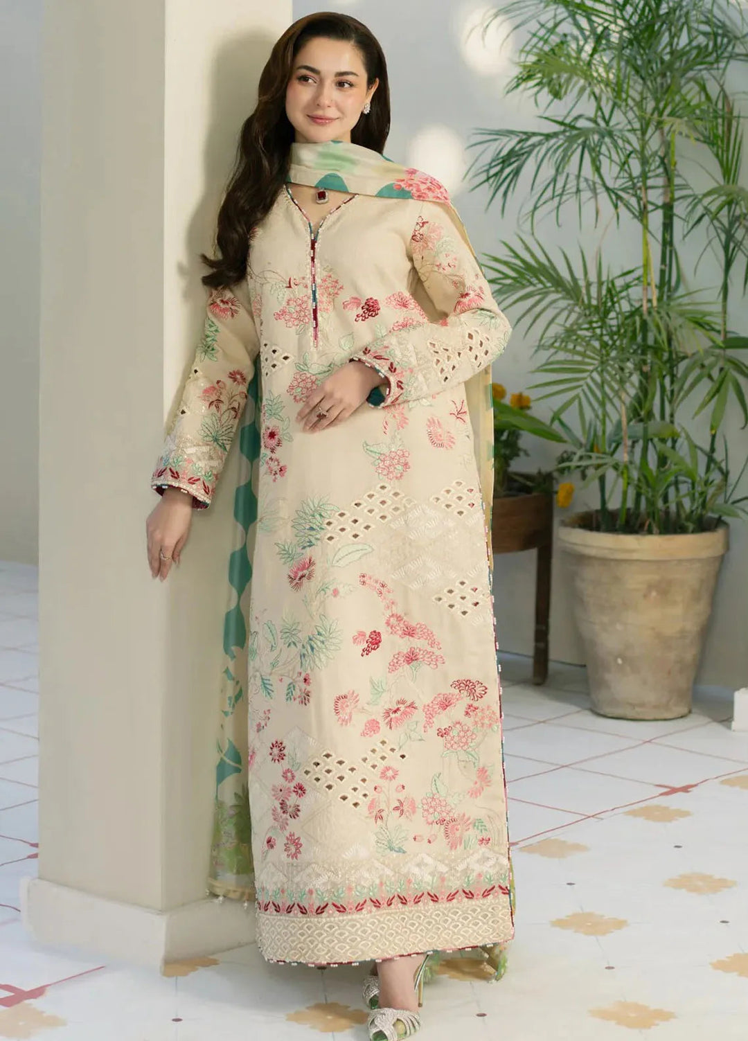 Maryum N Maria Embroidered Lawn Suit Unstitched 3 Piece MNM25LL MS50109 Aeisha - Summer Collection