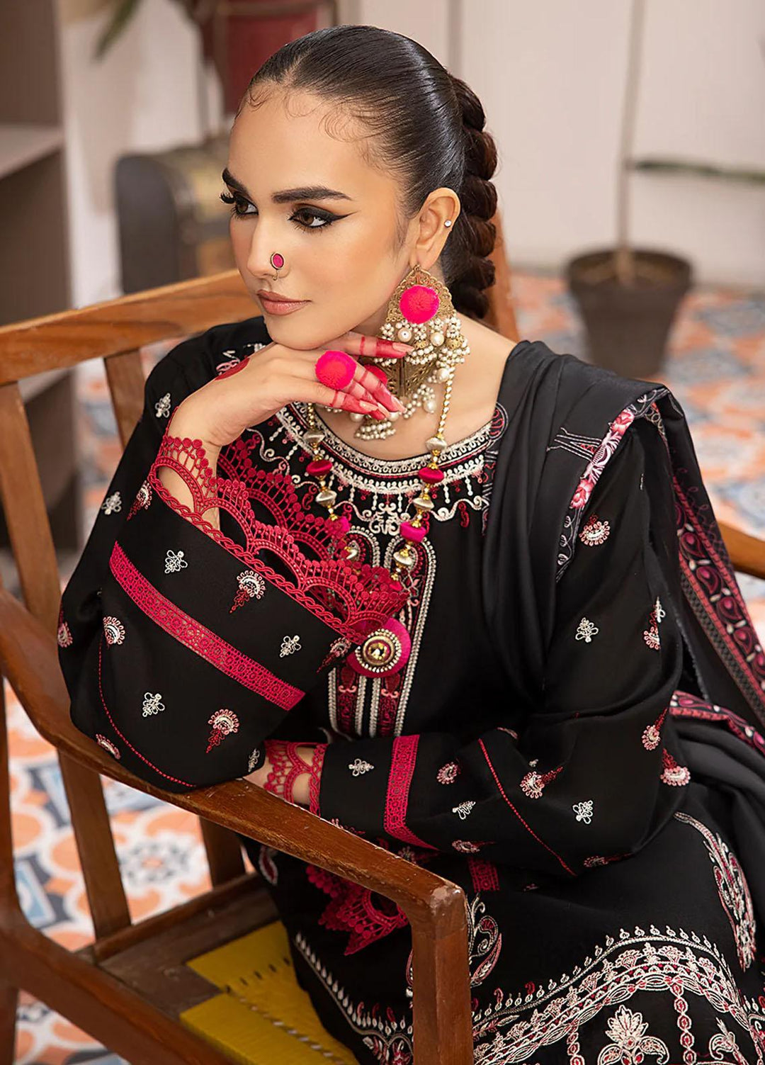 Masakali By Mahnur Embroidered Crepe Suits Unstitched 3 Piece MN23MSK D-03 A - Winter Collection