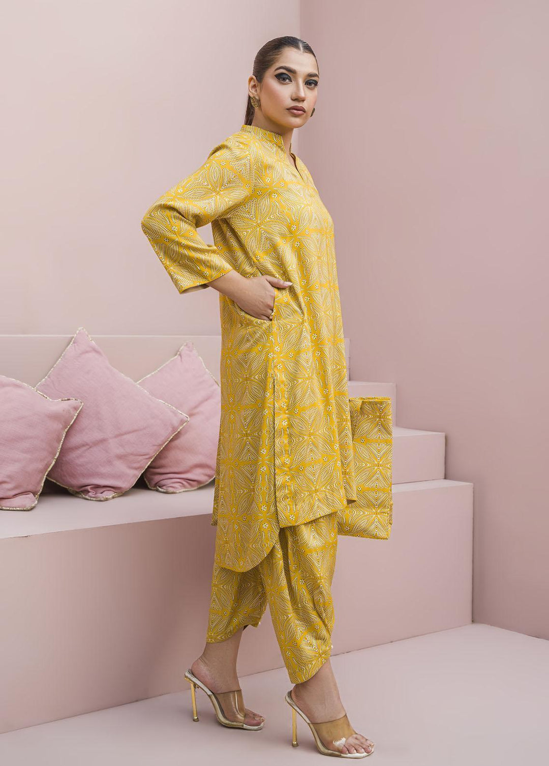 Meerak Pret Printed Raw Silk 2 Piece Suit Gilded