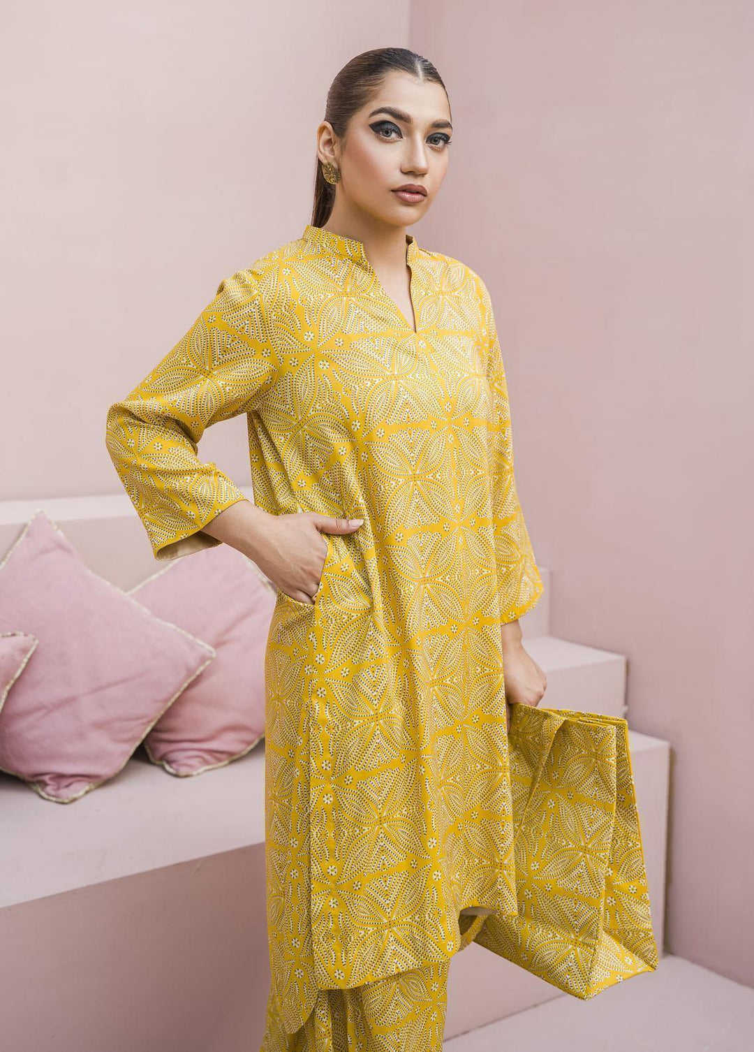 Meerak Pret Printed Raw Silk 2 Piece Suit Gilded