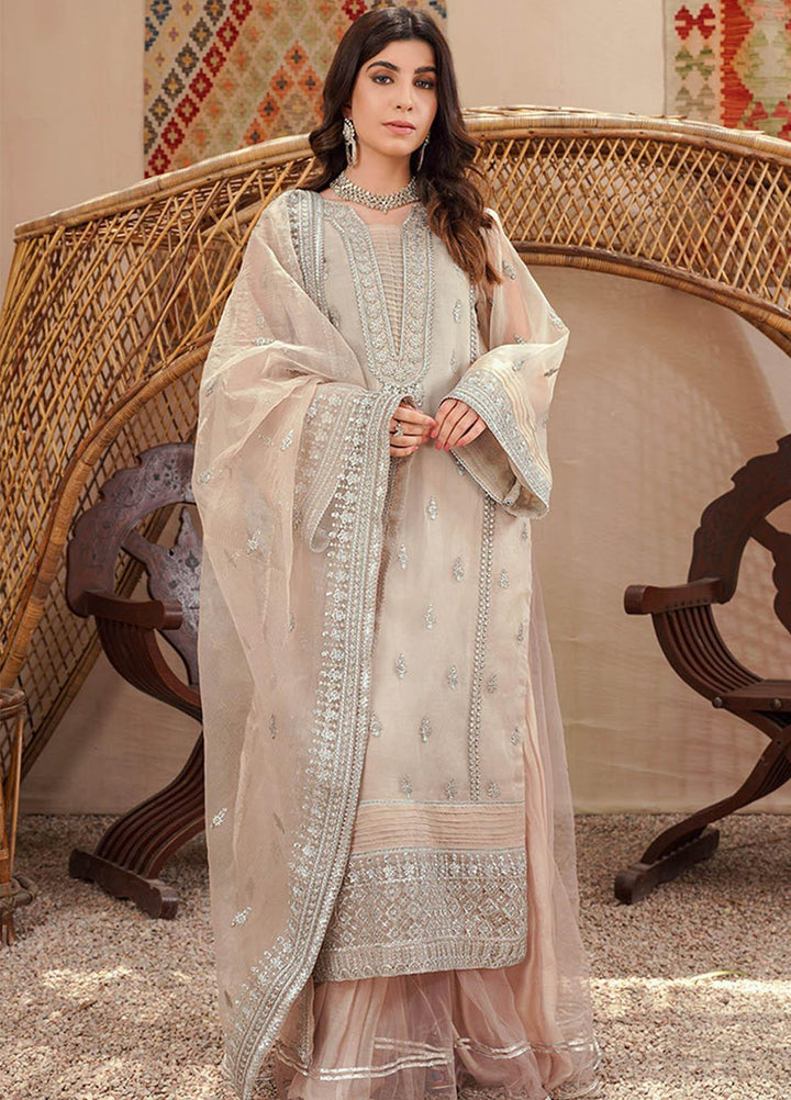Shanzay Luxury Pret Festive Organza 3 Piece Suit SHN23MB FOREST FOG (MB-03)