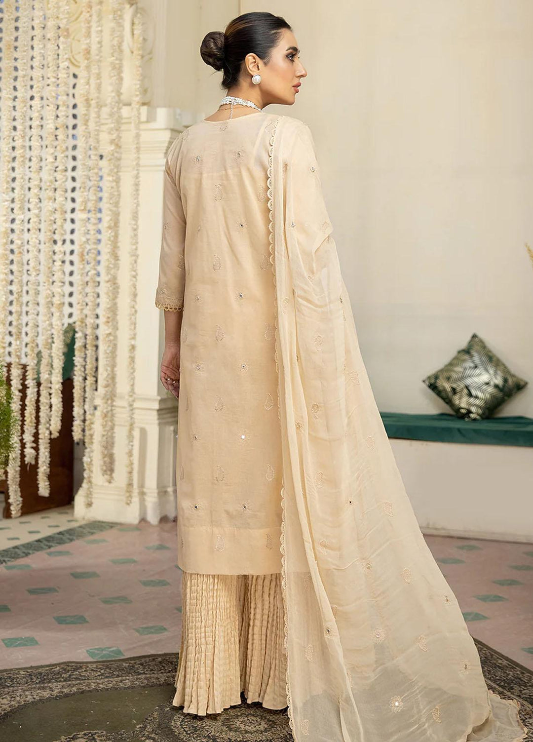 Mehr-E-Mah By Mahnur Embroidered Lawn Suits Unstitched 3 Piece MN23MM D-11 - Summer Collection