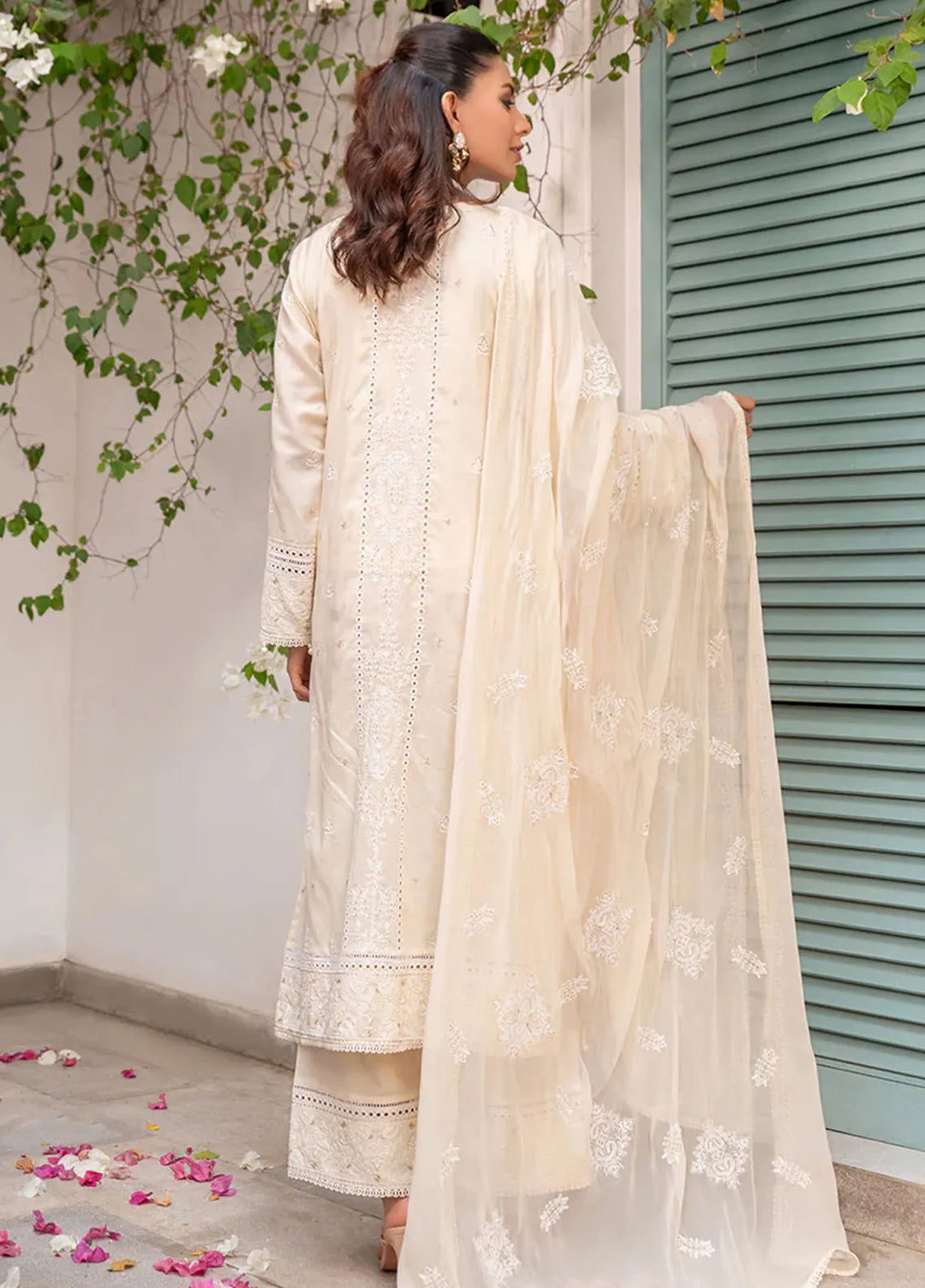 Mehro Maah By Addee Embroidered Lawn Suit Unstitched 3 Piece AD24M USA-1063 - Summer Collection