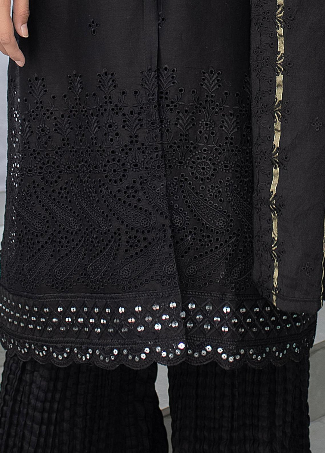 Mehru By Mahnur Embroidered Chikankari Lawn Suits Unstitched 3 Piece MN23MH D-08 - Eid Collection