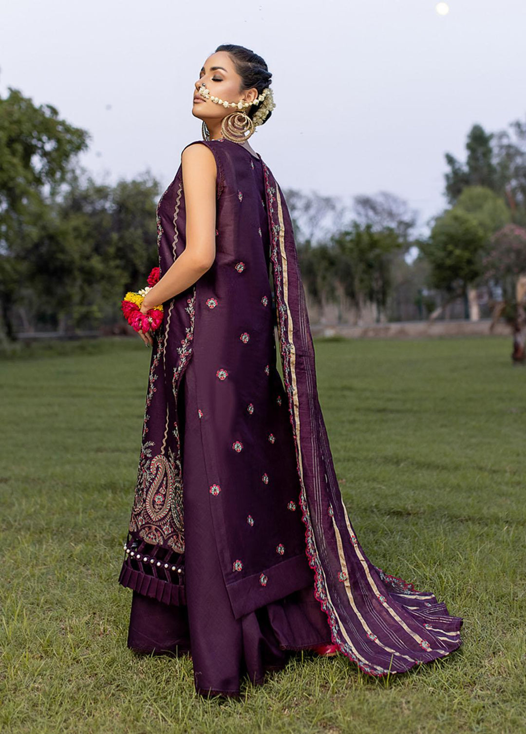 Mehru By Mahnur Embroidered Lawn Suits Unstitched 3 Piece MN23CK MEE-12 - Luxury Collection