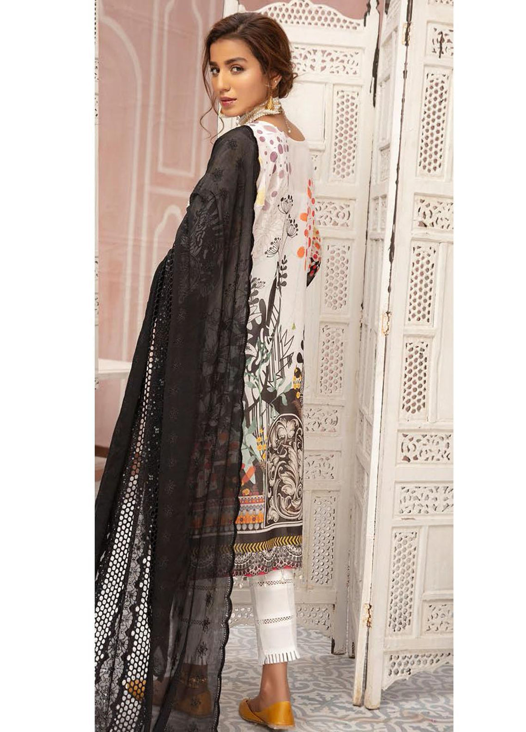 Mina Naqsh by Riaz Arts Embroidered Swiss Suits Unstitched 3 Piece RA21MN SL-05 - Summer Collection