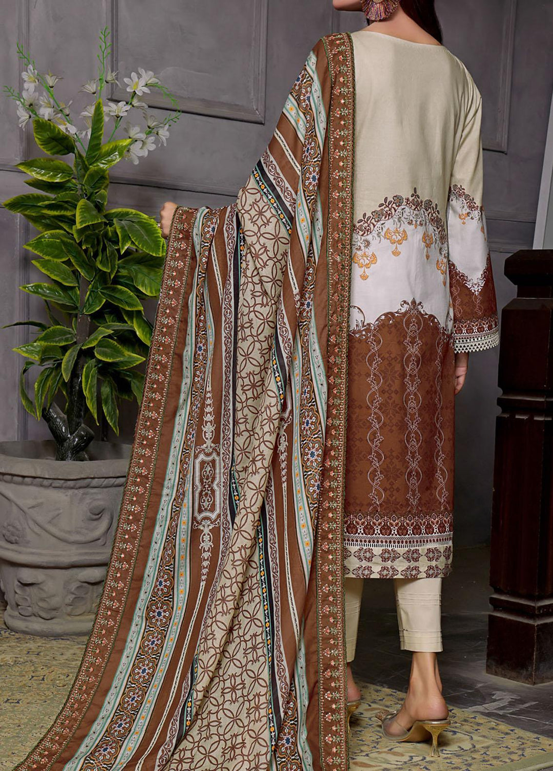 Misri By VS Textiles Embroidered Lawn Suits Unstitched 3 Piece VS23ME D-189 - Summer Collection