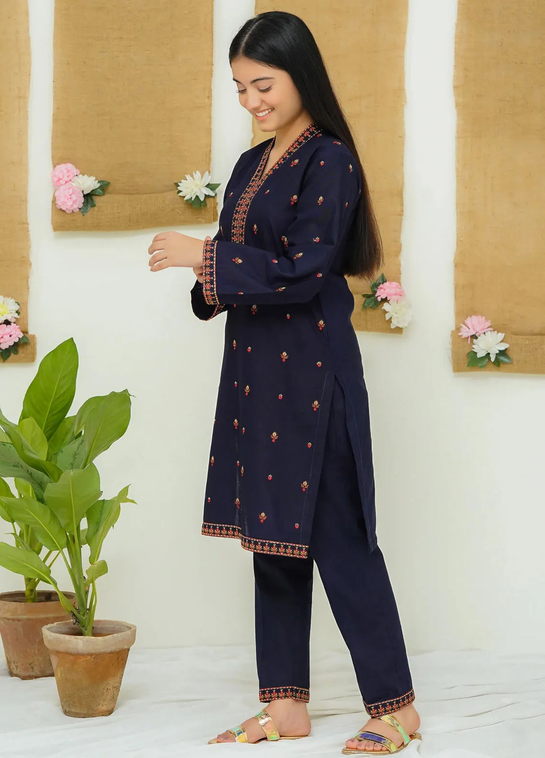 Modest Pret Casual Khaddar 2 Piece Suit Dusk