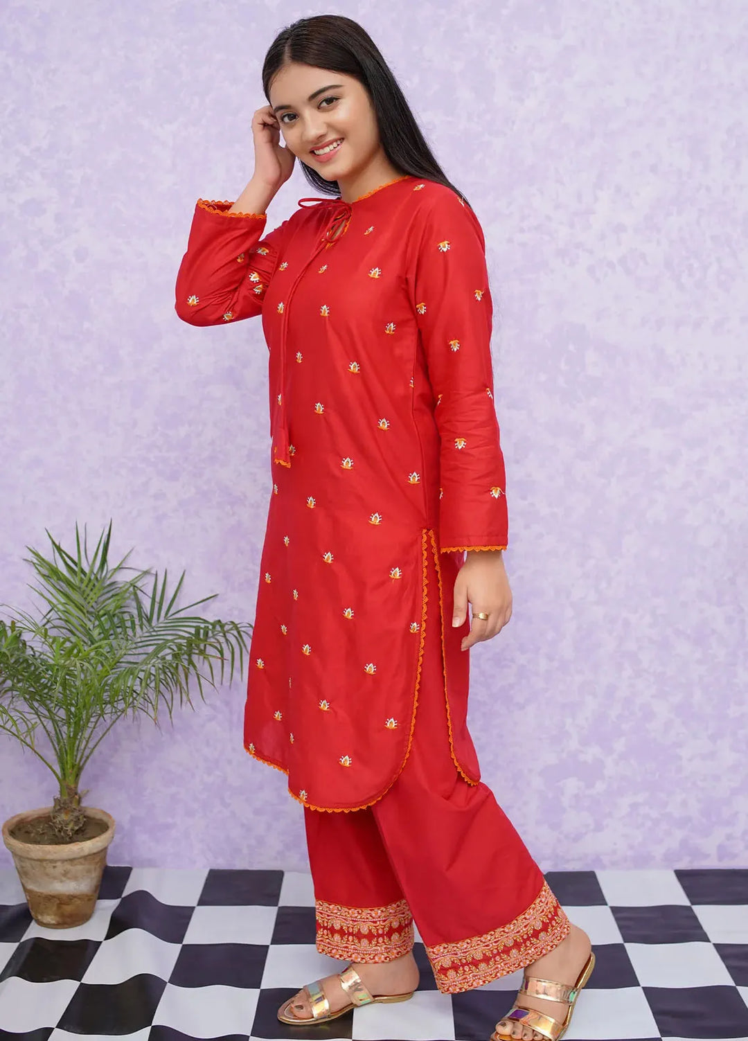 Modest Pret Embroidered Cotton 2 Piece Suit 8475