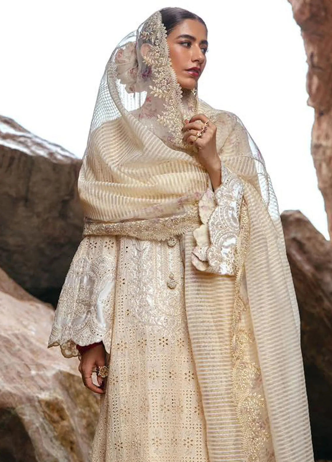 Sammer Ranja Mohsin Naveed Ranjha Embroidered Lawn Suits Unstitched 3 Piece MNR24DS ...