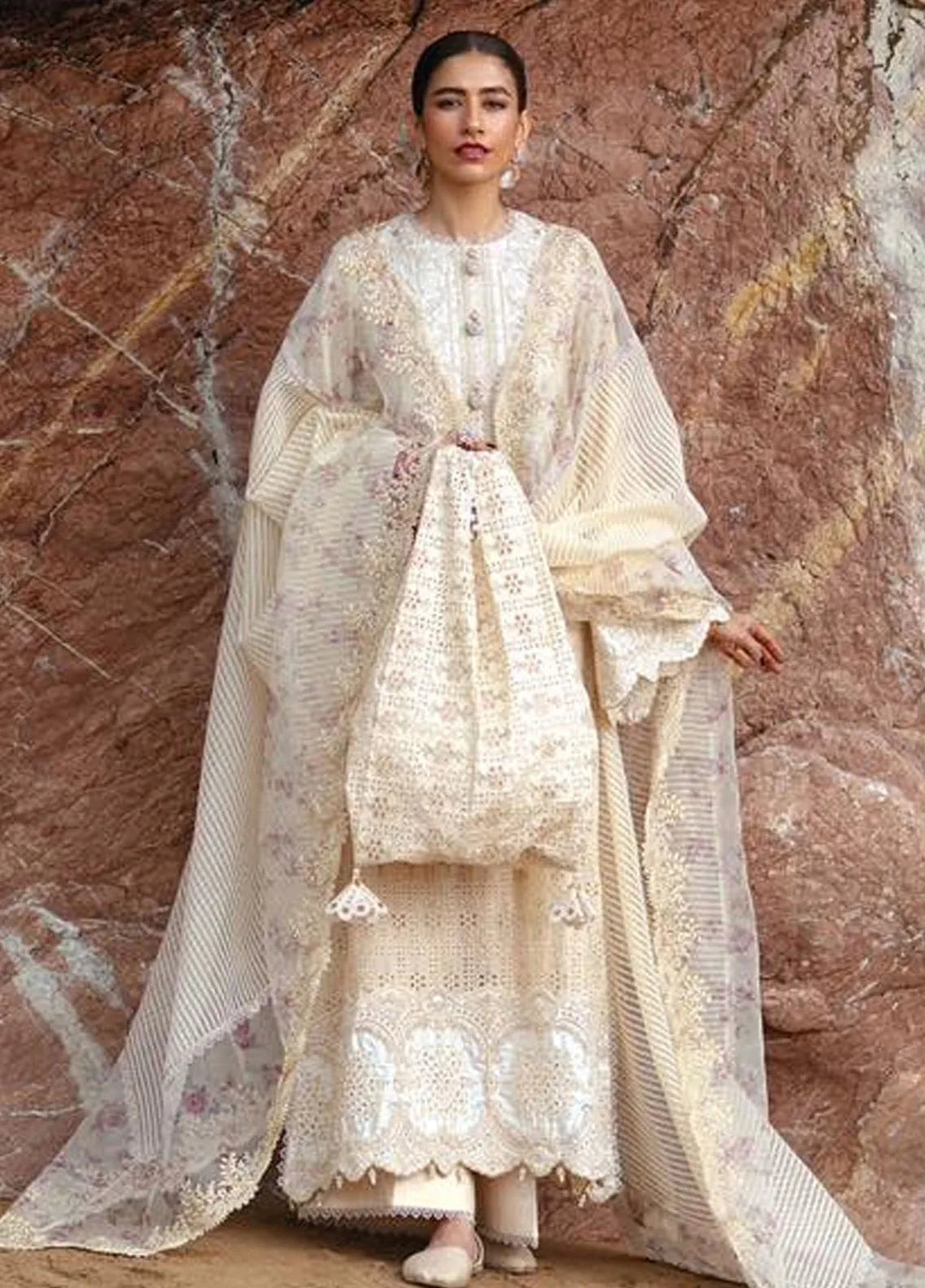 Sammer Ranja Mohsin Naveed Ranjha Embroidered Lawn Suits Unstitched 3 Piece MNR24DS ...