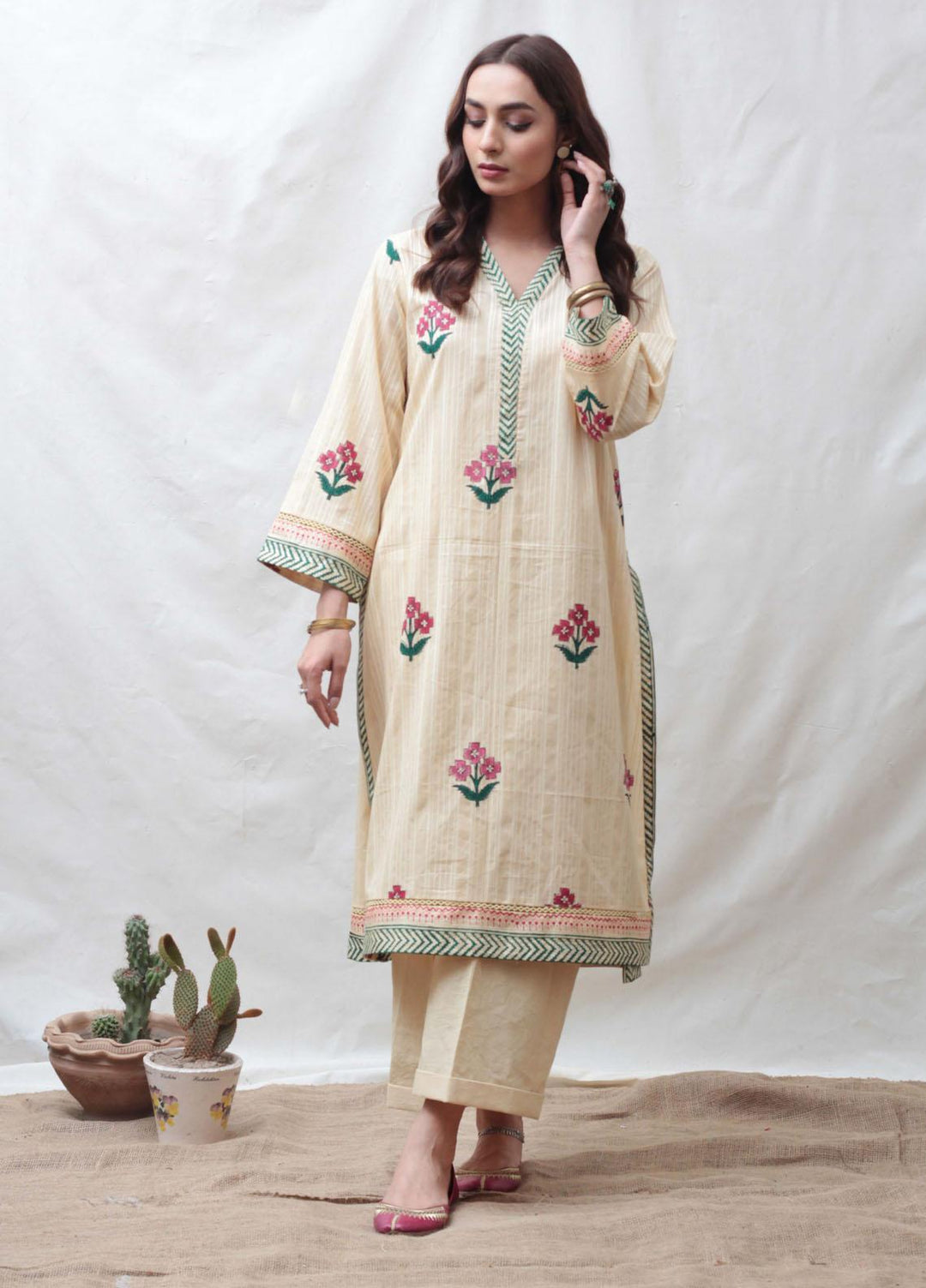 Mor to Go Pret  Lawn 2 Piece Aaira