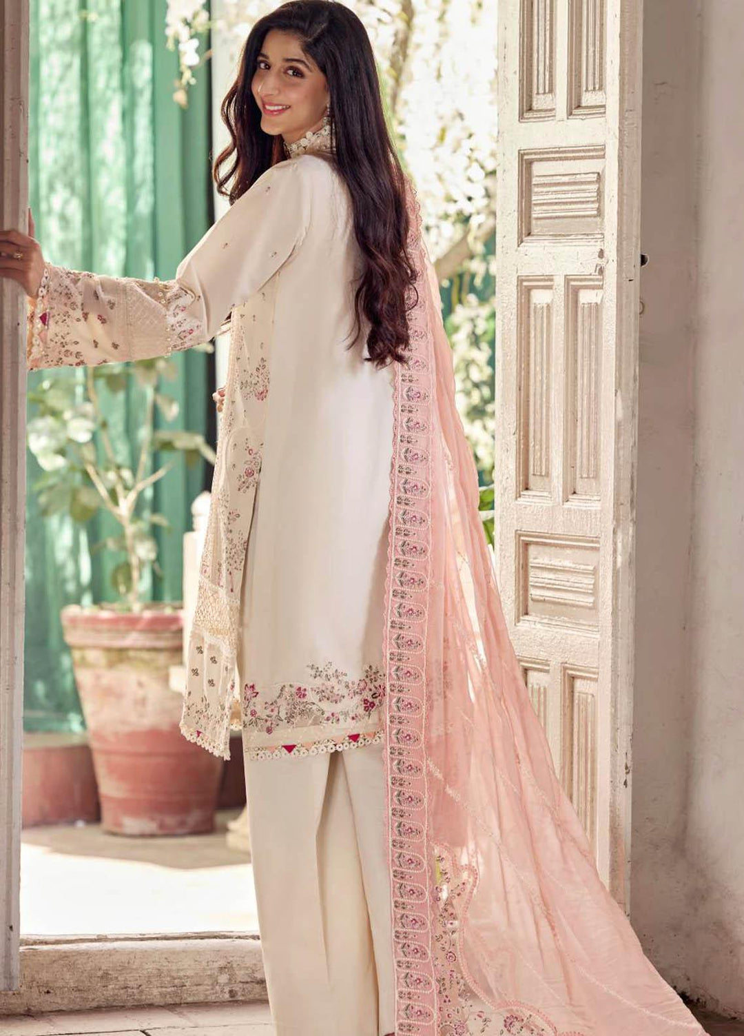 Motifz Embroidered Lawn Suits Unstitched 3 Piece MT23P MWU04043 Jahan - Summer Collection