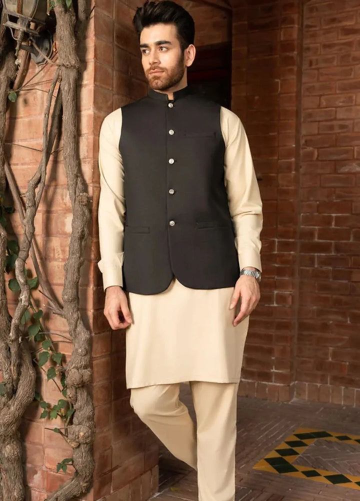 Muraqsh Ivory Kurta Trouser with Black Suiting Waistcoat Round Cut
