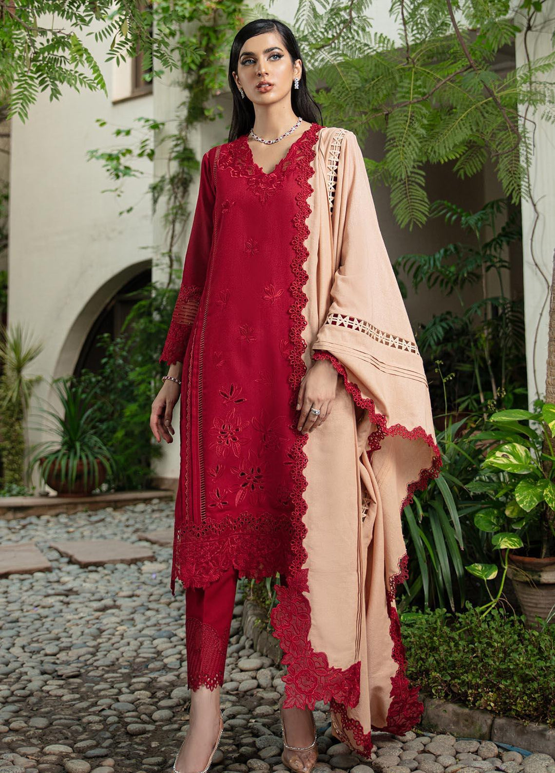 Mushq Embroidered Karandi Pret 3 Piece Suit MWP-01 Winter berry
