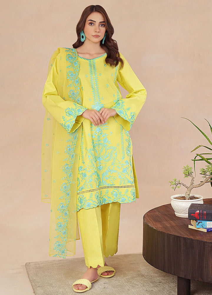 Mystic Motifs By Hana Pret Embroidered Cotton 3 Piece Suit Fidan