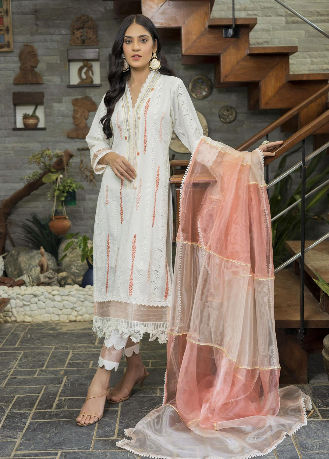 Sidra Mumtaz Ready to Wear (RTW)  Schiffli 3 Piece Suit SM-AN220307 AMNA