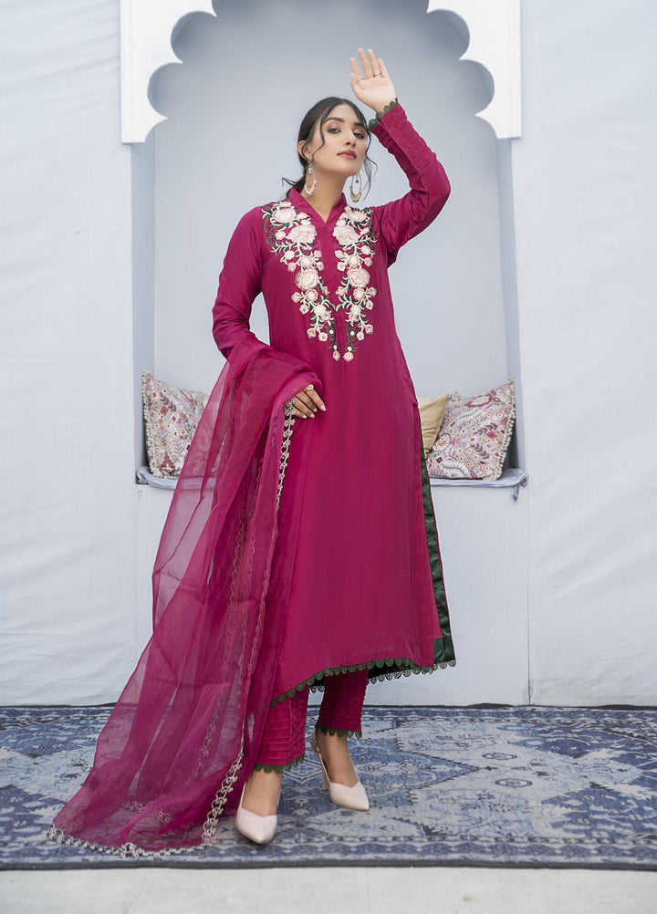Naayas Luxury Pret  Lawn 2 Piece Irri Pink