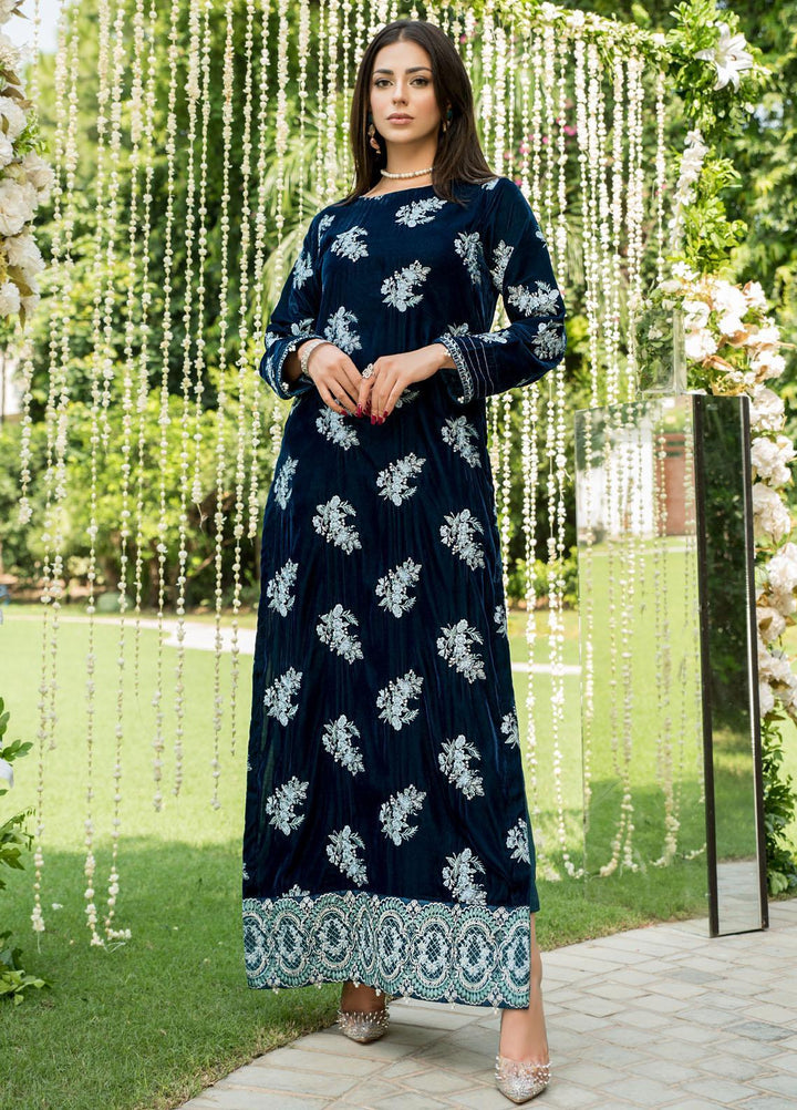 Naayas Luxury Pret  Velvet 2 Piece Dress NA22ELV Decent Teal