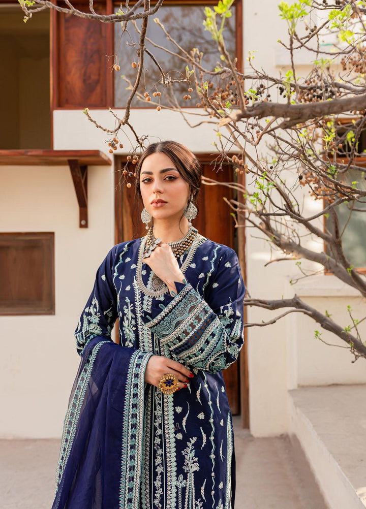 Naayas Embroidered Lawn Suits Unstitched 3 Piece NA23SL Julia - Summer Collection