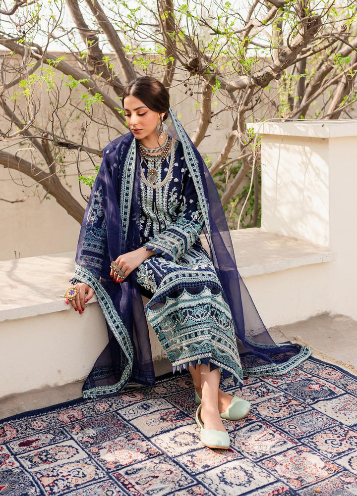 Naayas Embroidered Lawn Suits Unstitched 3 Piece NA23SL Julia - Summer Collection