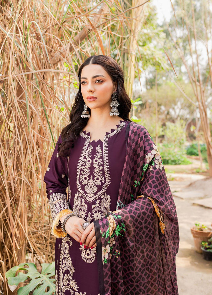 Naayas Embroidered Lawn Suits Unstitched 3 Piece NA23SL Mauve - Summer Collection