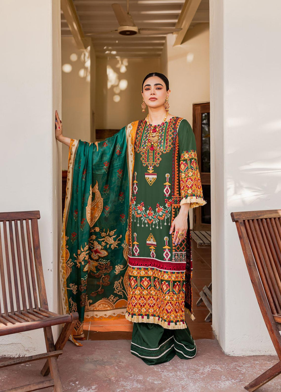 Naayas Embroidered Lawn Suits Unstitched 3 Piece NA23SL Seaweed - Summer Collection
