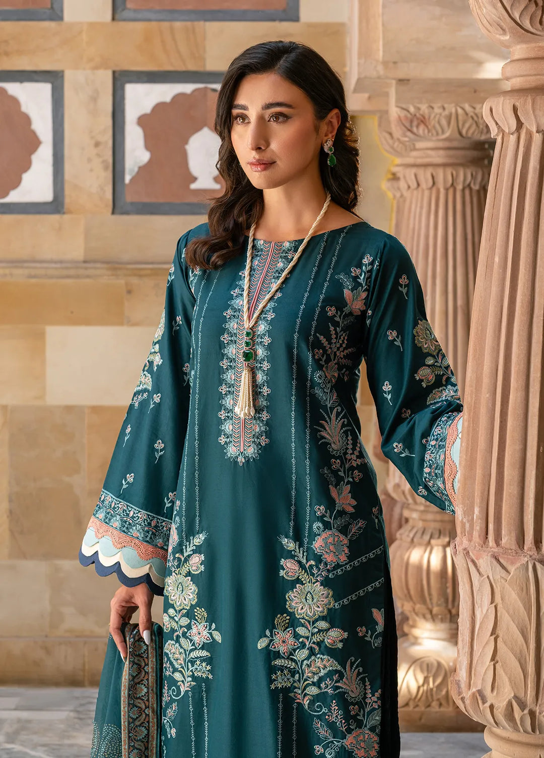Naayas Pret Embroidered Lawn 3 Piece Suit Capri