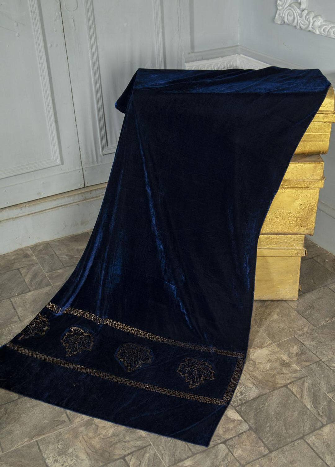 Naaz Couture  Velvet  Blue Velvet Shawl With Stone Work - Women Shawls