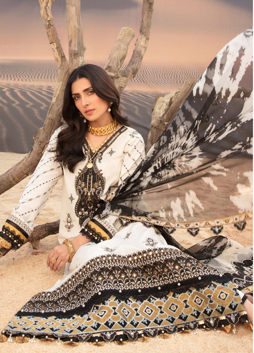 Noor by Saadia Asad Embroidered Lawn Suits Unstitched 3 Piece SA21NL 7B - Luxury Collection