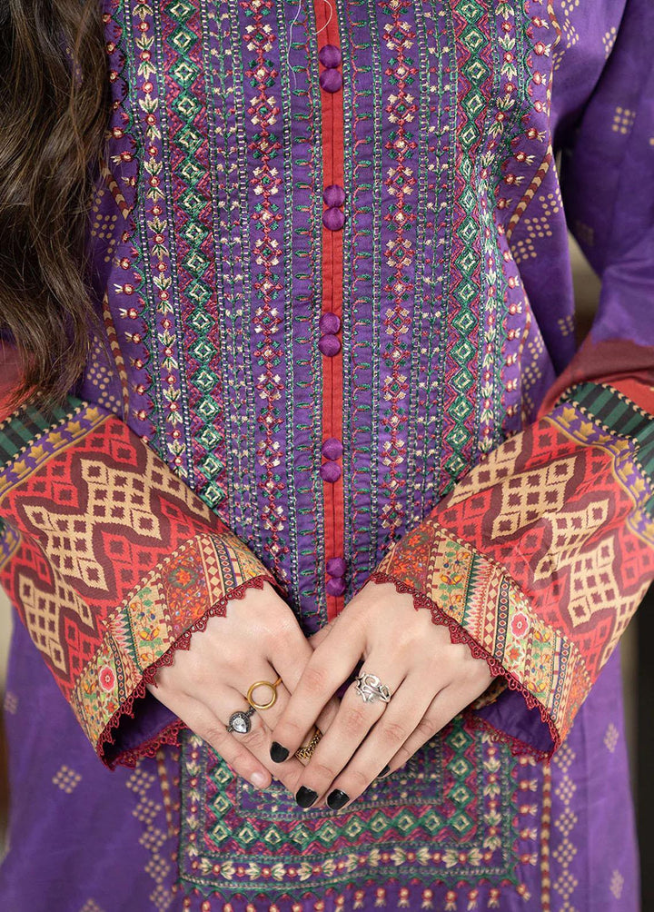 Nova By Safwa Embroidered Lawn Suits Unstitched 3 Piece SW23N NVC-07 - Summer Collection