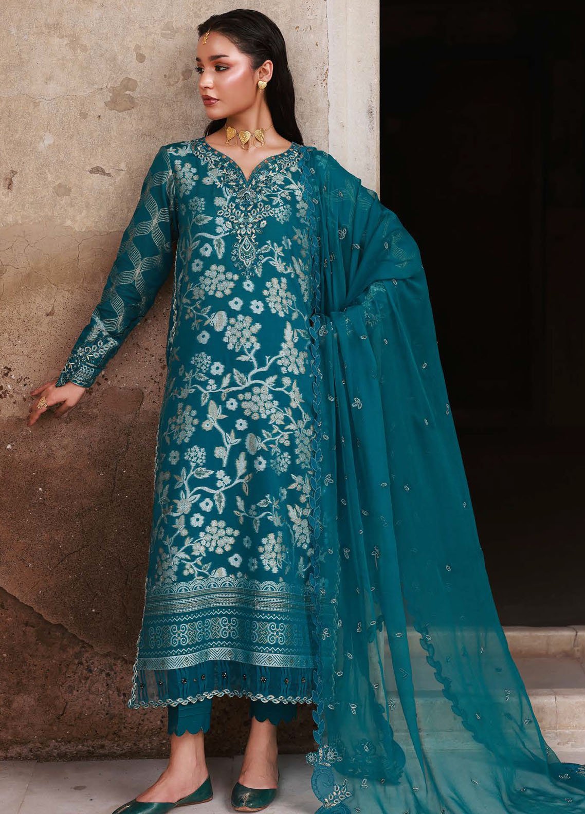 Nureh Embroidered Jacquard Suits Unstitched 3 Piece NU25MJ D-01 NJ