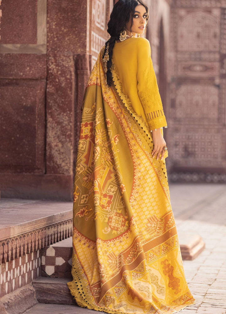 Nureh Embroidered Leather Peach Suits Unstitched 3 Piece NU21LP NE-09 PARISHAY - Winter Collection