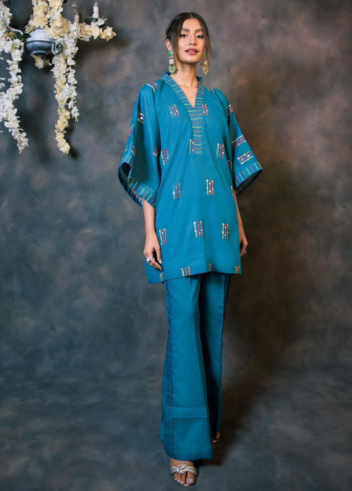 Nuriyaa Casual Pret  Lawn 2 Piece Suit NR22IM IVY