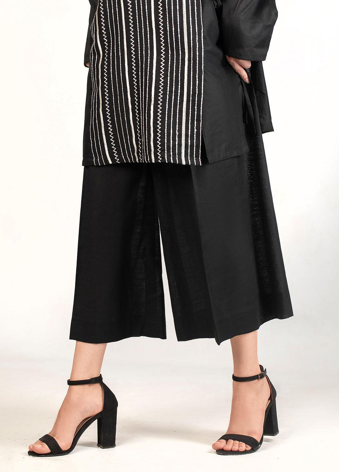 Nuriyaa Pret Casual Lawn 2 Piece Suit NR21N Noir 01