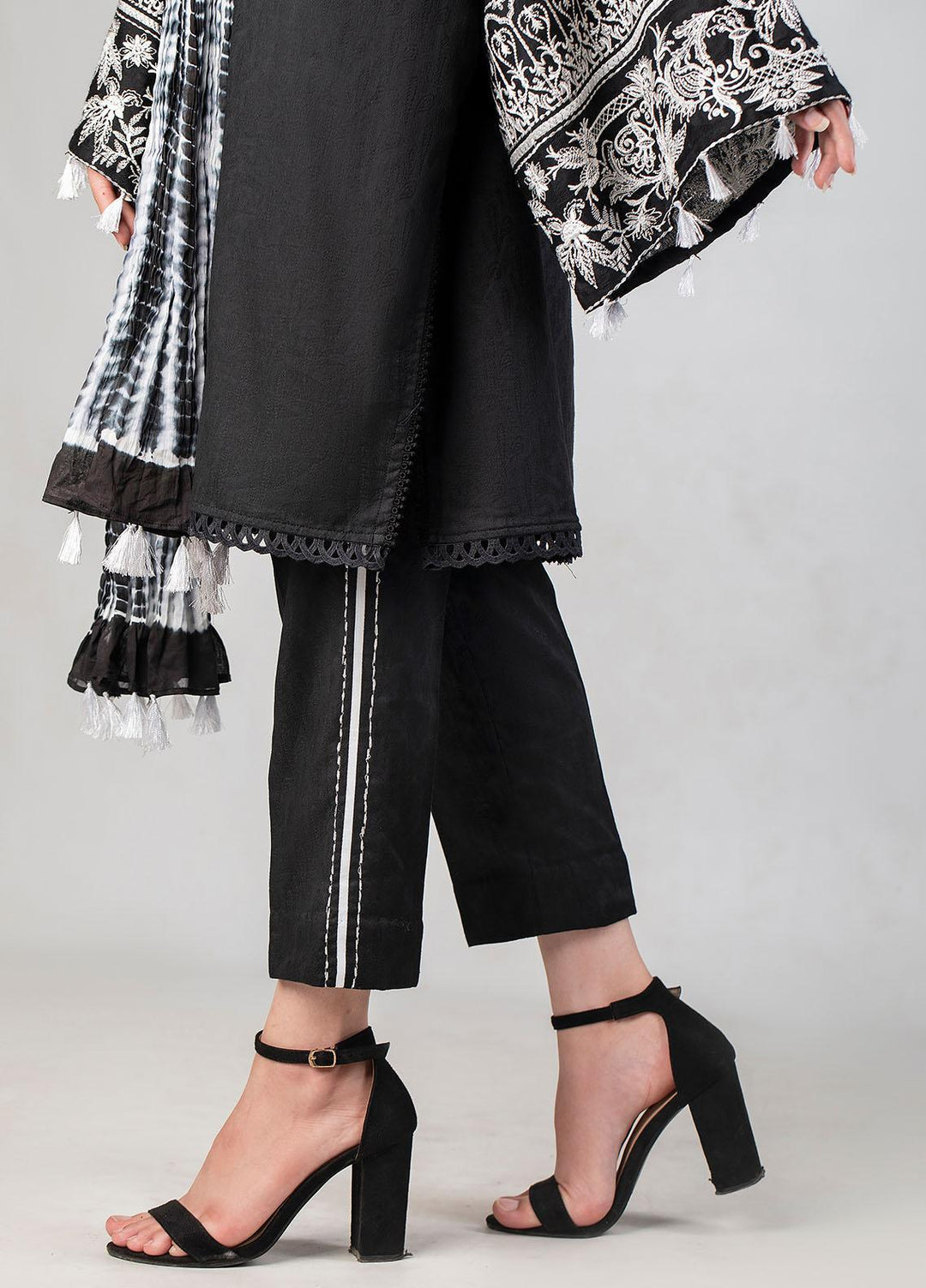 Nuriyaa Pret Casual Jacquard Shirt NR21N Noir 03