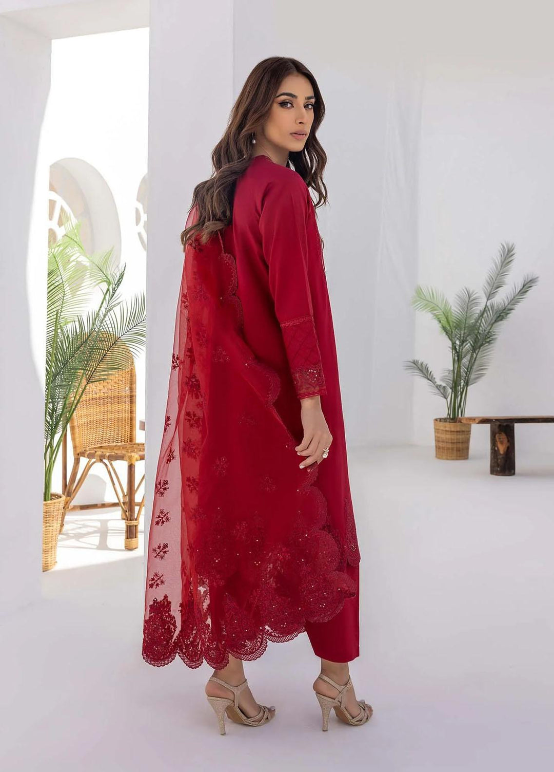 Nuriyaa Pret  Lawn 3 Piece Dress NR23LPS Askim