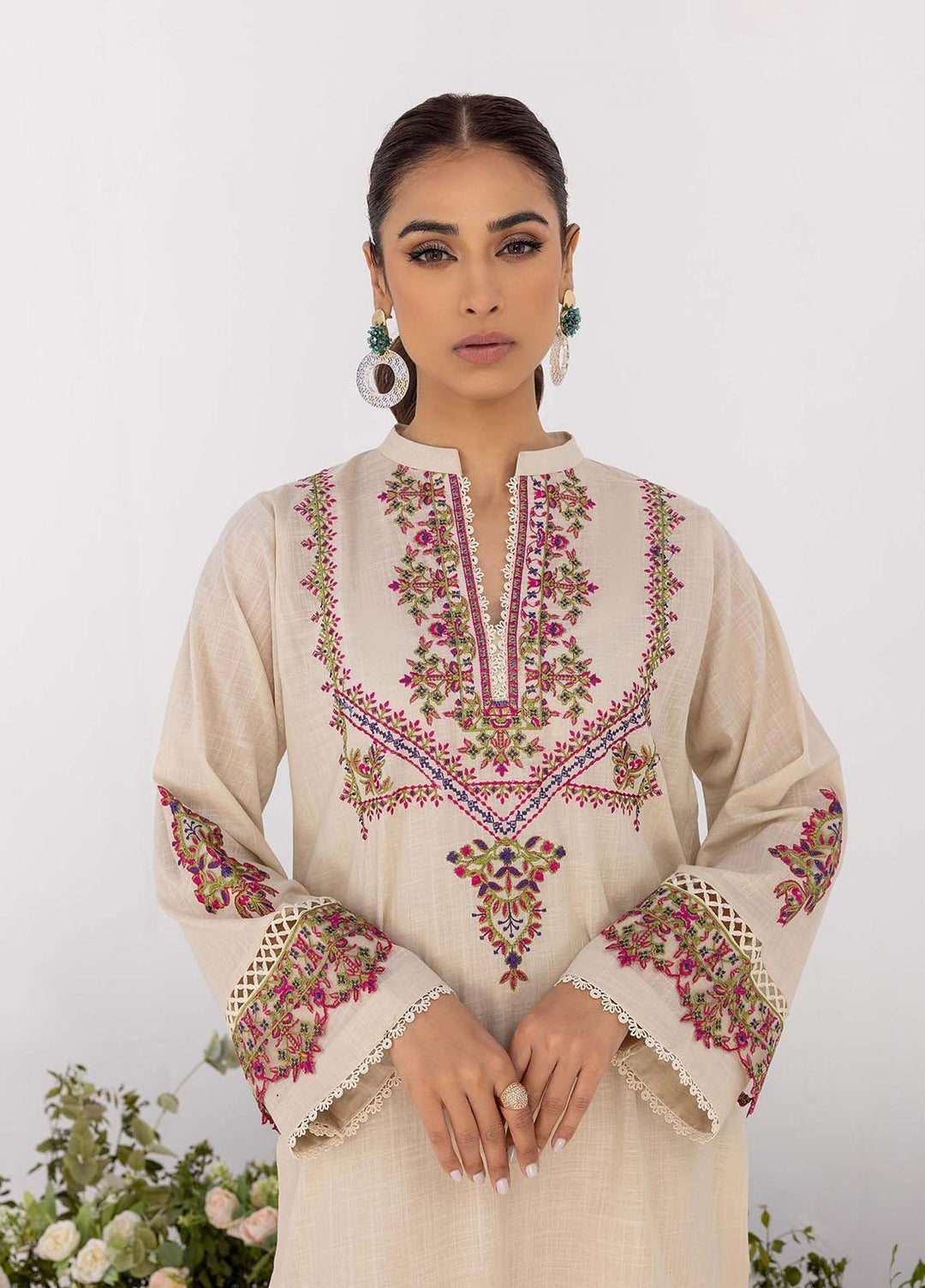 Nuriyaa Pret  Lawn 2 Piece Dress NR23LPS Kanat
