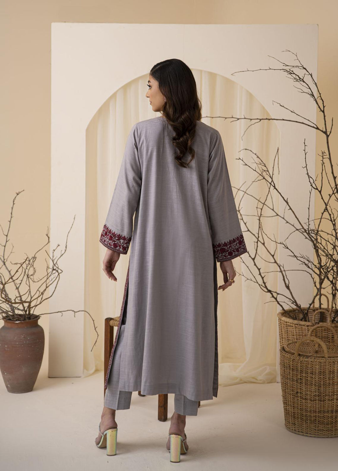 Nuriyaa Pret  Khaddar 2 Piece Suit NR23WP BULBUL