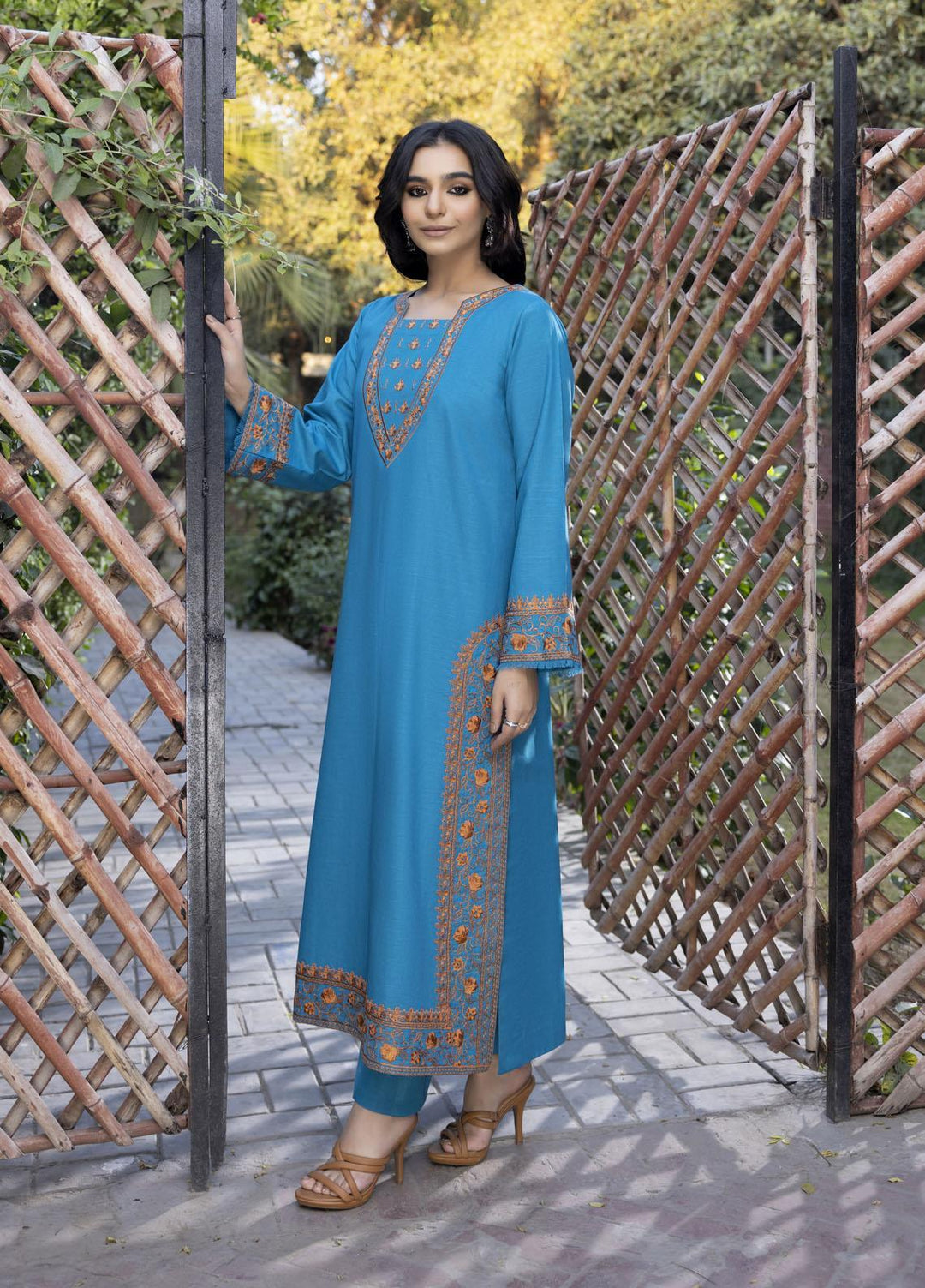 Nuriyaa Pret  Khaddar 2 Piece Suit NR23WP-2 BIA