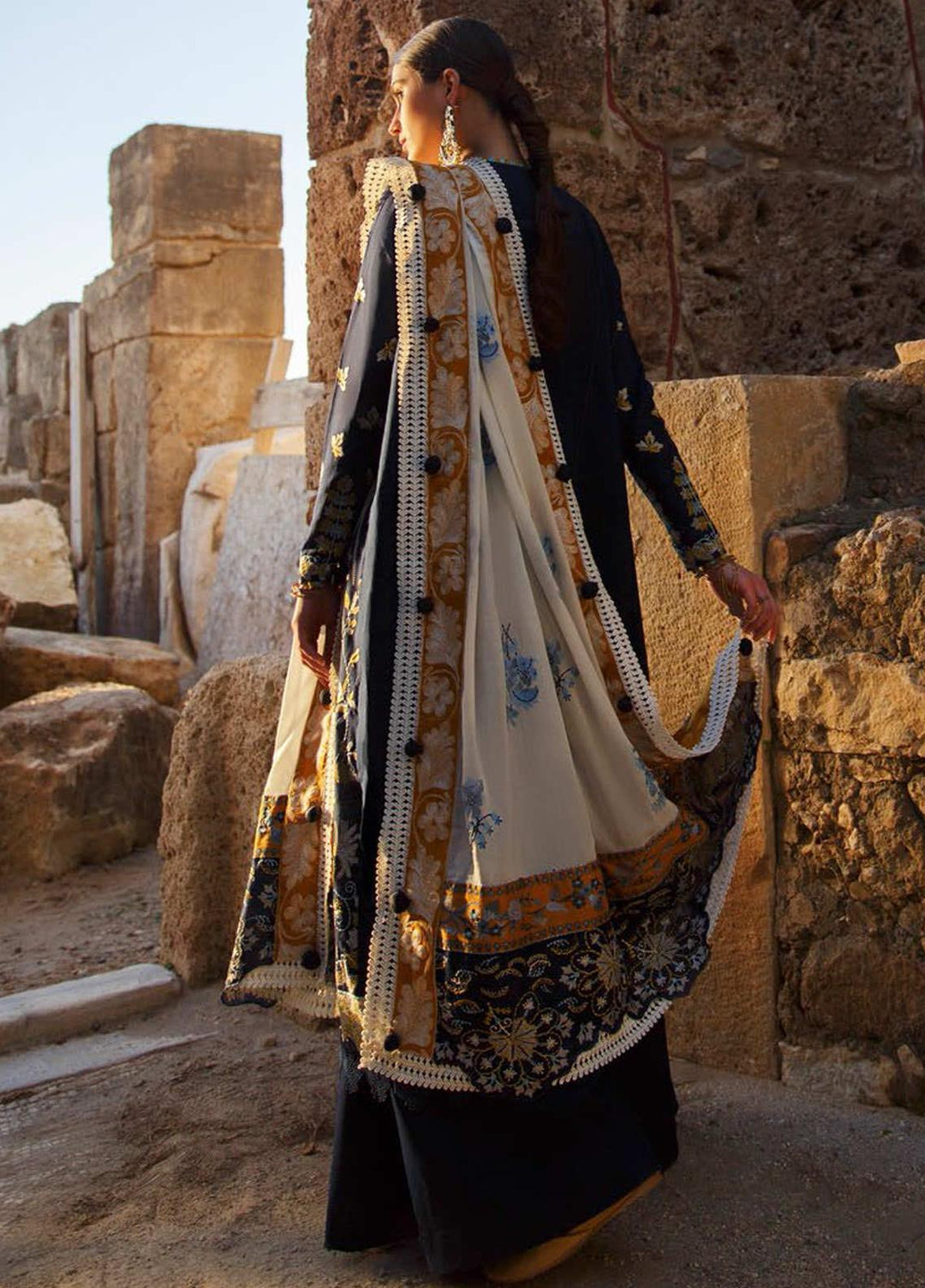 Elan Embroidered Lawn Suits Unstitched 3 Piece EL21OR EL21-12-A Lunara - Summer Collection