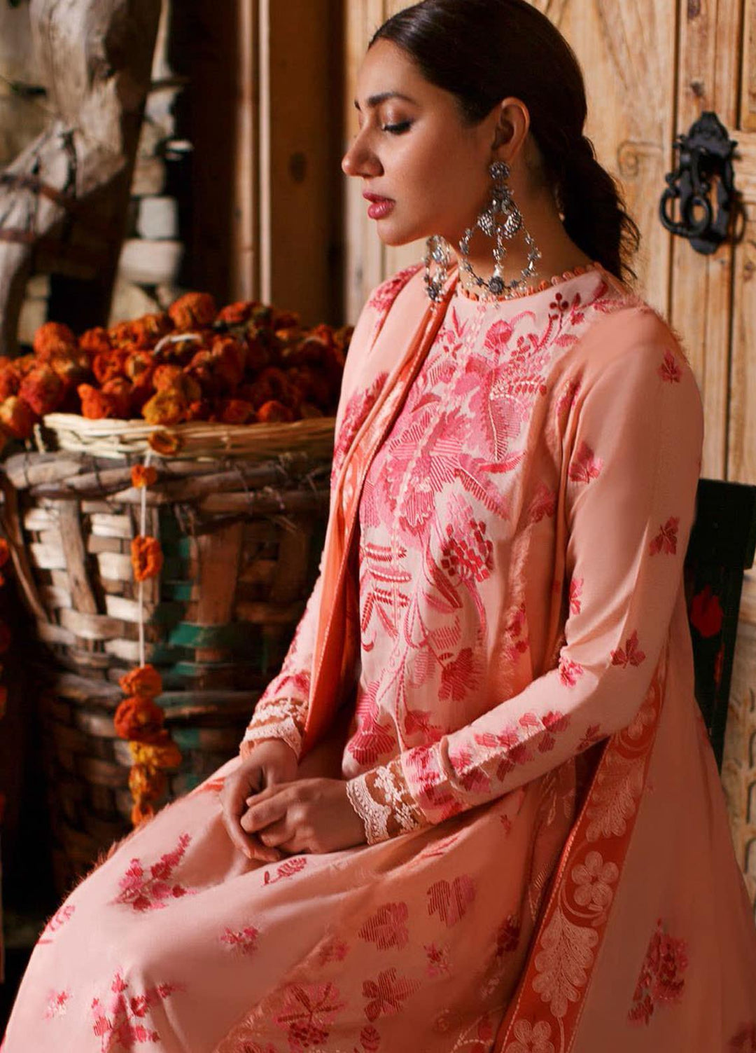 Elan Embroidered Lawn Suits Unstitched 3 Piece EL21OR EL21-12-B Lunara - Summer Collection