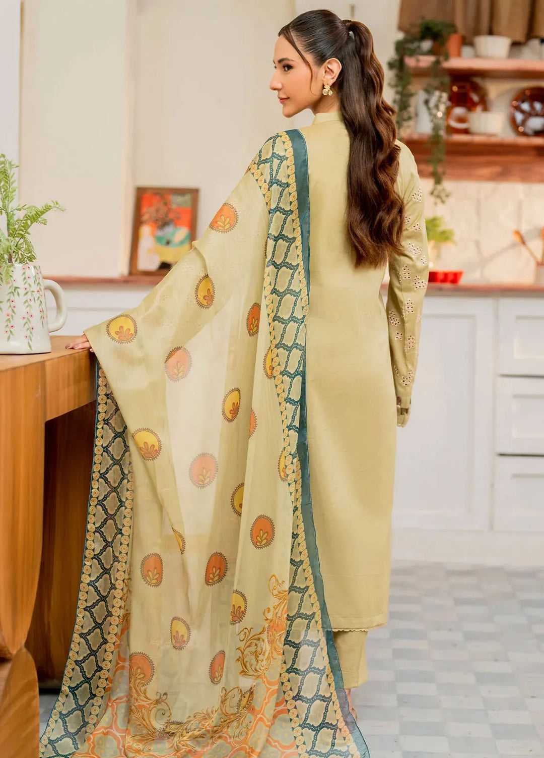 Panache Apparel Pret Embroidered Lawn 3 Piece Suit Nest
