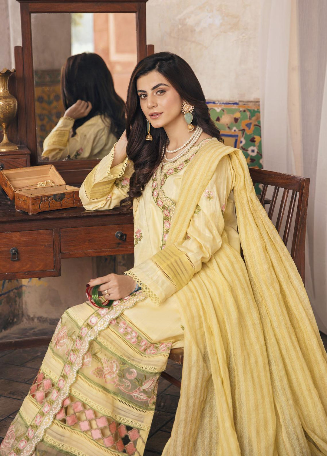 Parishay Embroidered Lawn Suits Unstitched 3 Piece PRS22FE Shehreen - Festive Collection