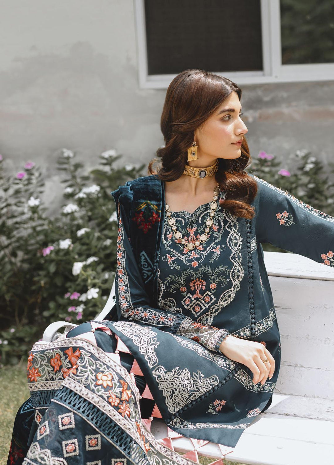 Parishay Embroidered Corduroy Suits Unstitched 3 Piece PRS22LW D-01 - Winter Collection