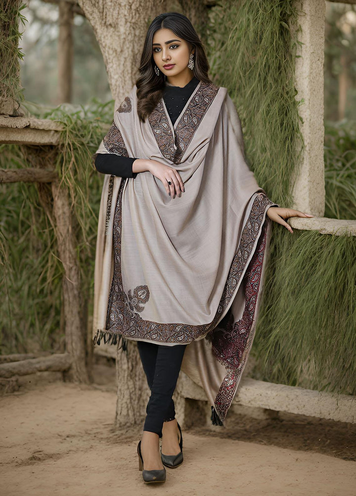 Sanaulla Exclusive Range  Pashmina  Mama D-18 Beige - Women Shawls