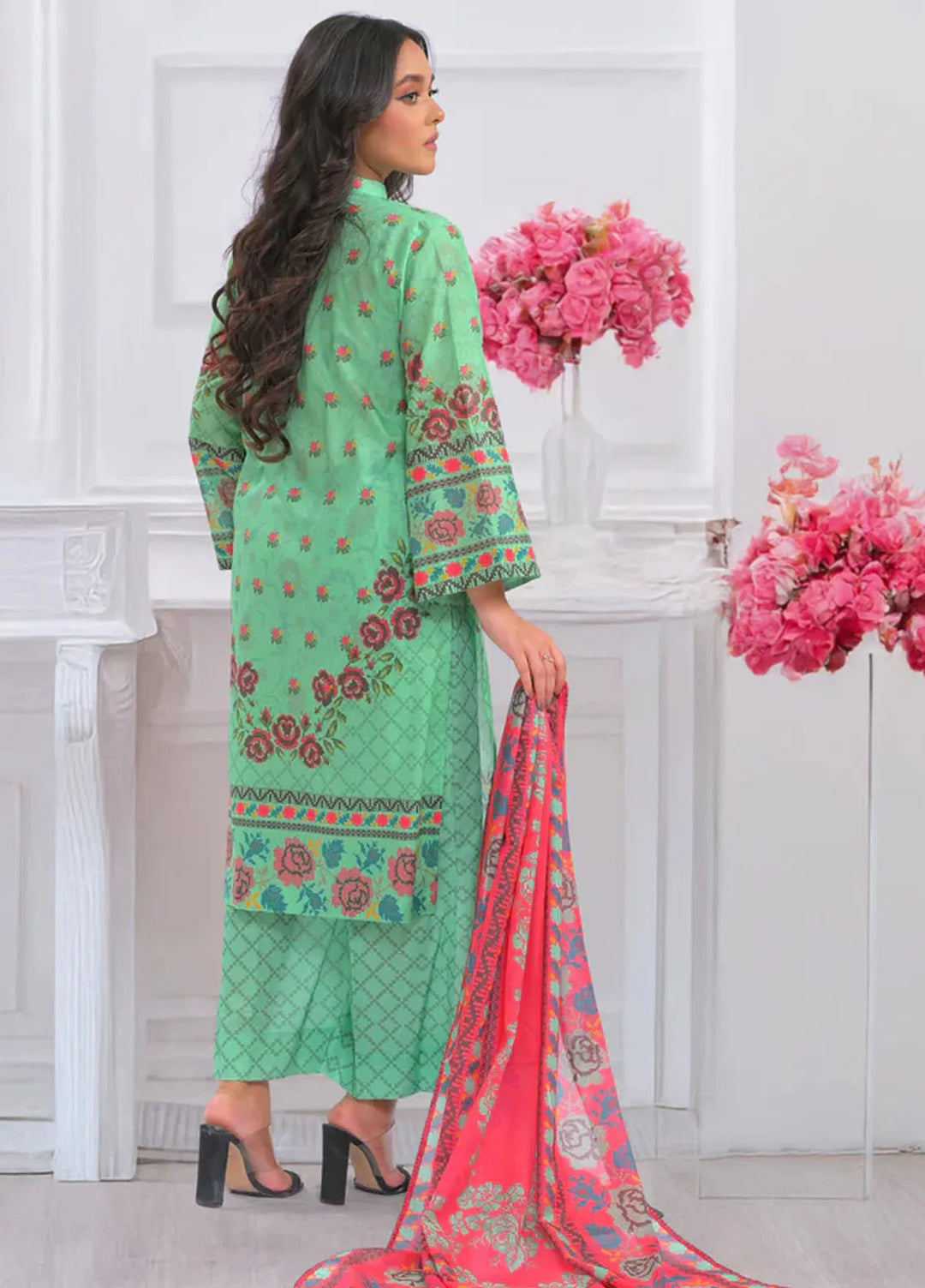 Popular Style Printed Lawn Suits Unstitched 3 Piece PS25UL NEC-150-24 - Summer Collection