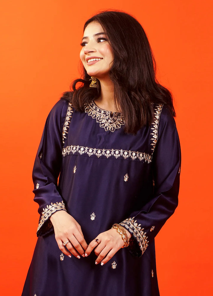 Pret Diaries Embroidered Silk 2 Piece Suit 50154