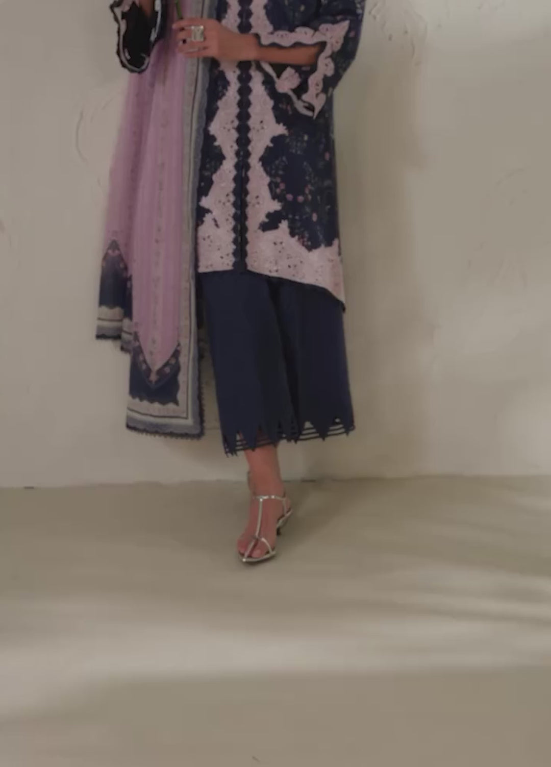 Q Prints by Qalamkar Unstitched Printed Lawn 3 Piece Suit QLK26UQL Zeena QQP-03 (A) - Summer Collection